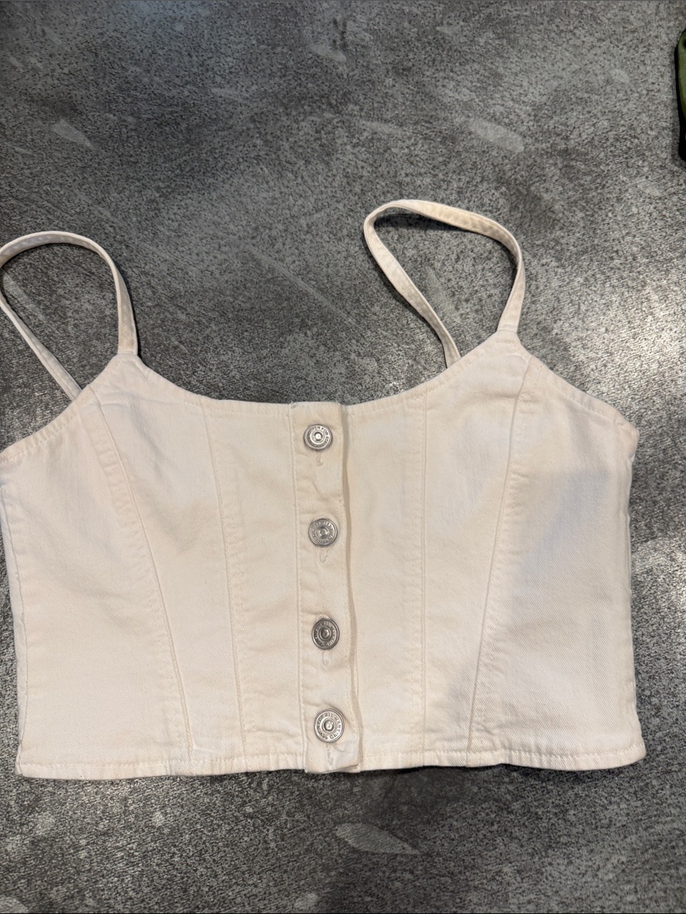 Women's Cream Button-Front Cropped Tank Top
